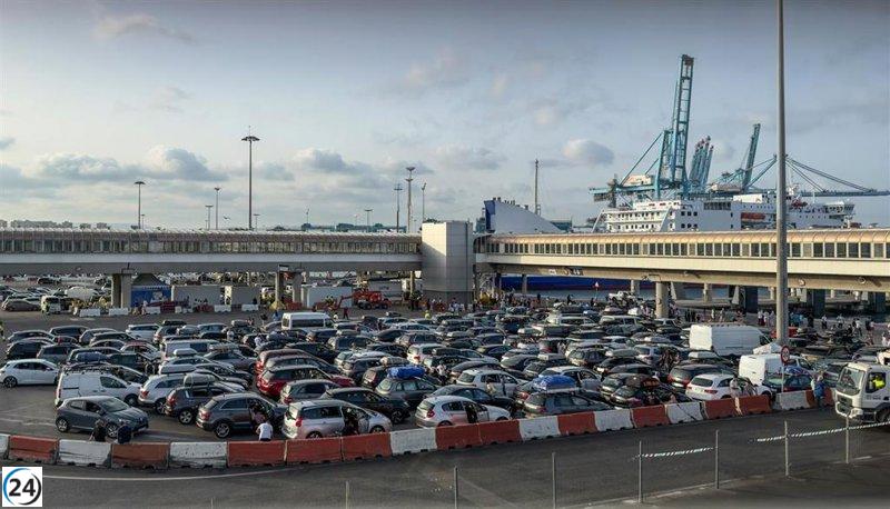 Algeciras y Tarifa rompen el millón de viajeros en el pico de la Operación Paso del Estrecho.