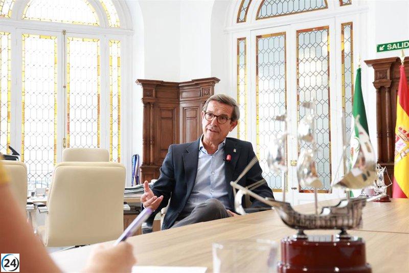 Paradela confía en que el Plan Crece Industria 2027 impulse el progreso en Andalucía.