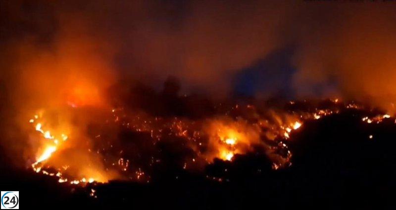 Se suspenden los fuegos artificiales en Cenes de la Vega (Granada) por el riesgo de incendios.