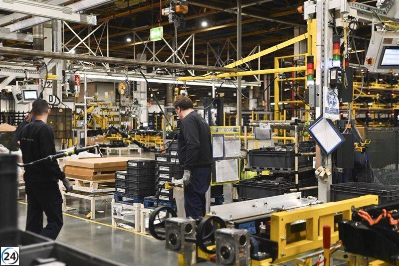 Caen un 6,1% los precios industriales en Andalucía durante julio.
