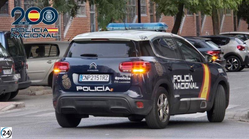 Indagan en Granada el homicidio de un hombre apuñalado durante un presunto atraco violento.