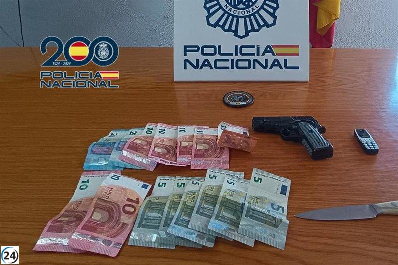 Capturan al sospechoso de dos robos a mano armada en tiendas de La Línea, Cádiz.