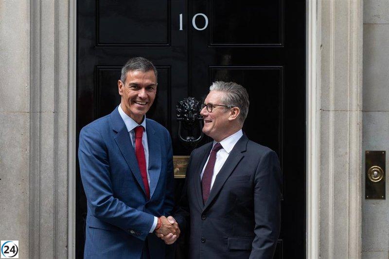 Sánchez y Starmer refuerzan lazos tras alcanzar un acuerdo histórico sobre Gibraltar.