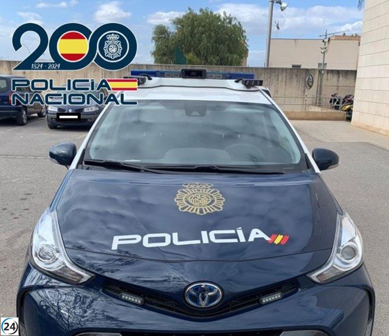 Arrestan en Granada a exempleada de bar por malversar 1.300 euros de un cliente.