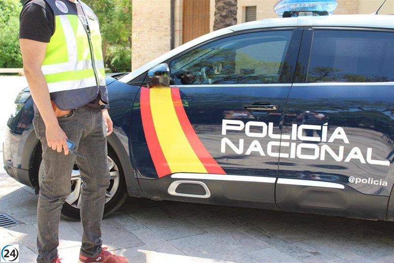 Arrestan a un hombre por feminicidio en un barrio de Sevilla tras hallarse el cuerpo de una mujer.