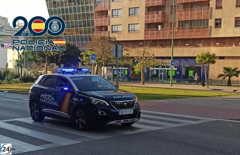Joven en estado crítico tras ataque con cuchillo en el centro de Málaga.