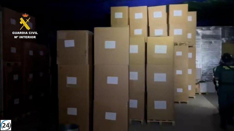 Desmantelan red de contrabando en La Rinconada: siete arrestos y confiscación de 10 millones en tabaco ilegal y armas.