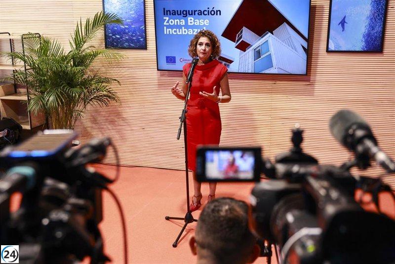 Montero critica a Moreno por rechazar la condonación de la deuda y cuestiona su lógica.