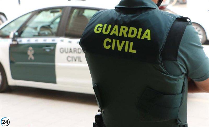 Capturan a un hombre armado en Purchena (Huelva) que tenía 19 órdenes de arresto.