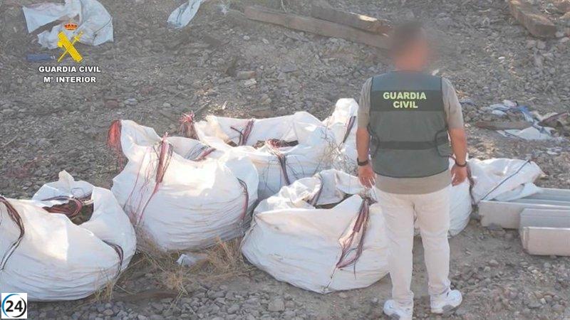 Tres arrestados por el robo de 20 toneladas de material ferroviario en la construcción de la línea Huelva-Zafra.