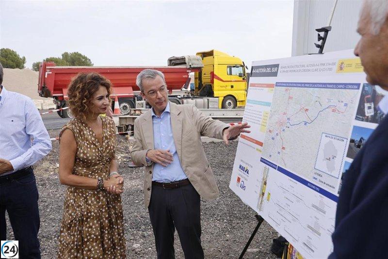 El Gobierno invierte 23 millones en la renovación de 20 km de la A-4 entre El Carpio y Córdoba.