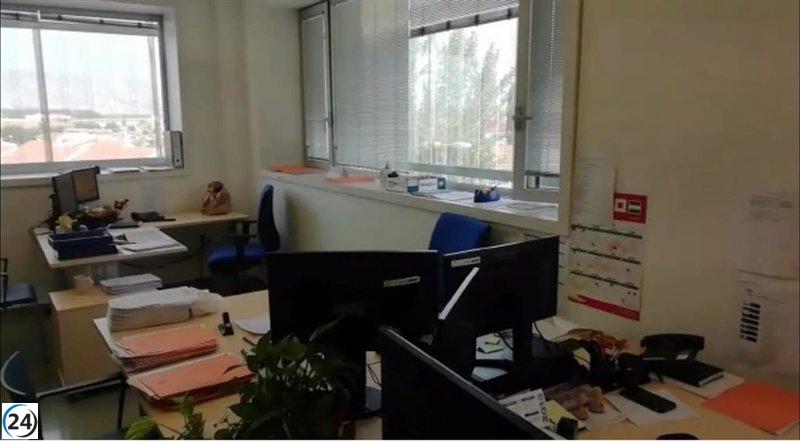 Detenido un menor y un adulto encarcelado por el apuñalamiento de un joven en Las Gabias, Granada.