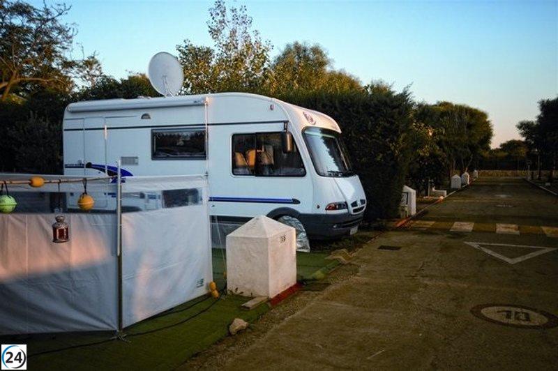 Los campings de Cádiz atraen a 79,000 visitantes en agosto, una disminución de 6,800 en comparación con el año pasado.