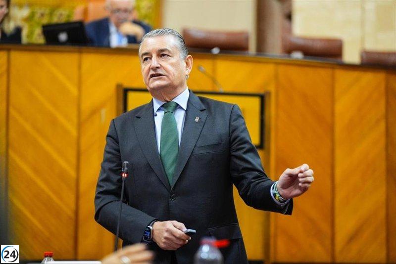 Sanz exige al Gobierno más recursos en la lucha contra el narcotráfico y lo acusa de manipular datos de criminalidad.