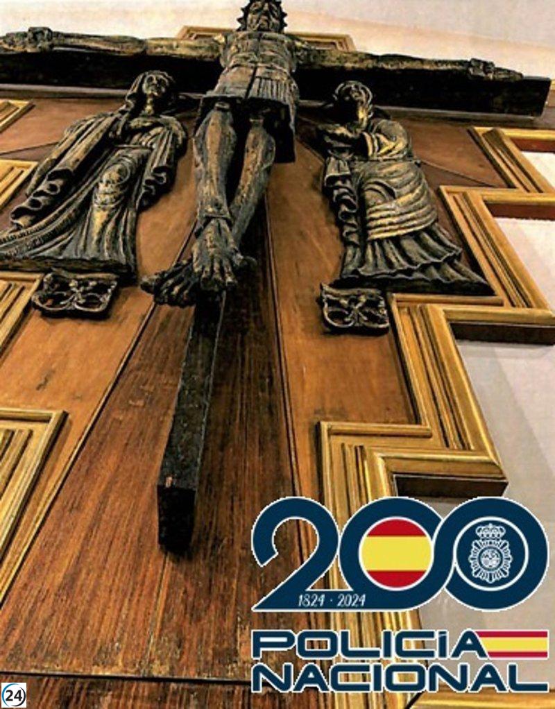 Arrestado por agredir con saliva una imagen de Cristo en una iglesia de Fuengirola.