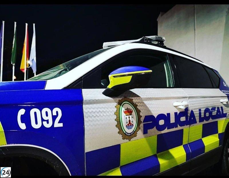 Hombre arrestado en Sevilla tras agredir a tres agentes con un cuchillo.