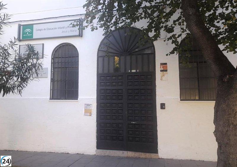 Clases suspendidas en el colegio Jesús María de Jaén por problemas estructurales en evaluación.