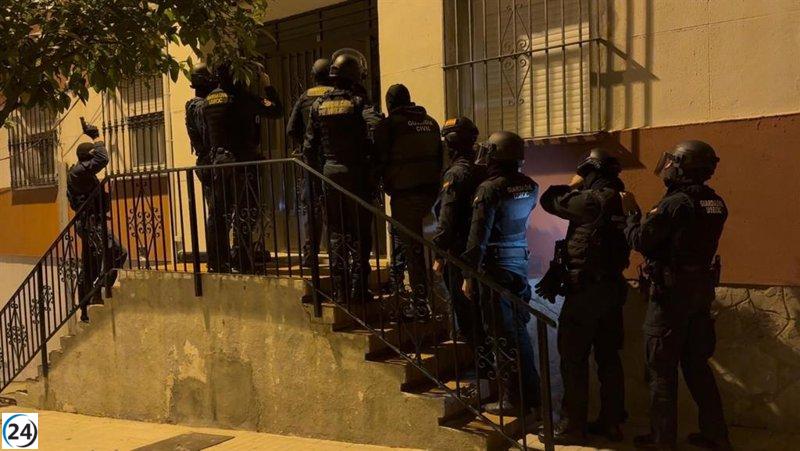 Operativo en el Campo de Gibraltar desmantela red de tráfico de cocaína con 13 arrestos y 22 allanamientos.