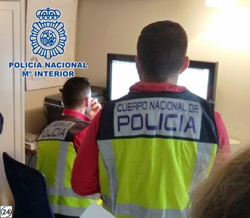 Policía recupera 9.200 euros de un malagueño estafado en una falsa inversión en criptomonedas por amor.