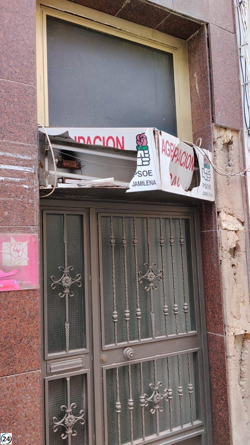 PSOE denuncia el vandalismo en su sede de Jamilena y advierte que la violencia no será tolerada.