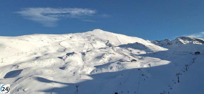 Sierra Nevada suspende operaciones por segundo día debido a fuertes vientos.