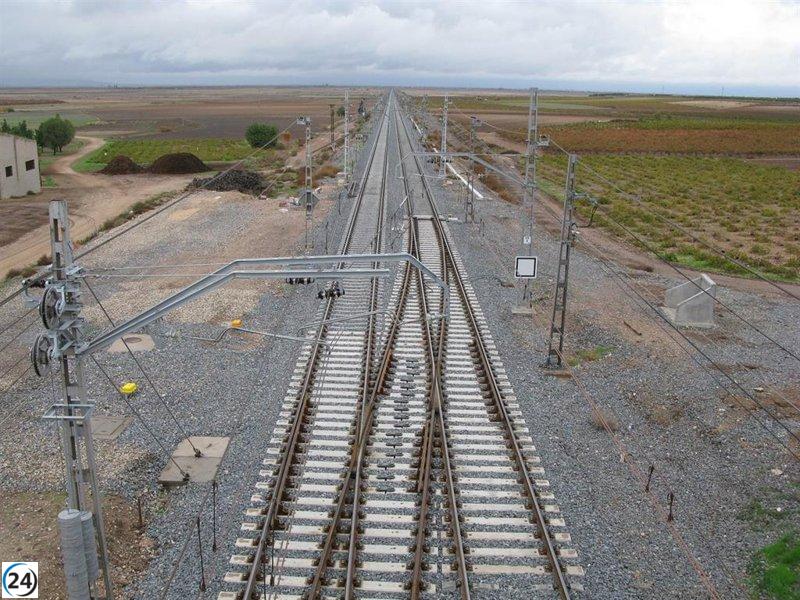 Interrumpida la circulación ferroviaria en Huelva por peligro de deslizamientos de tierra.
