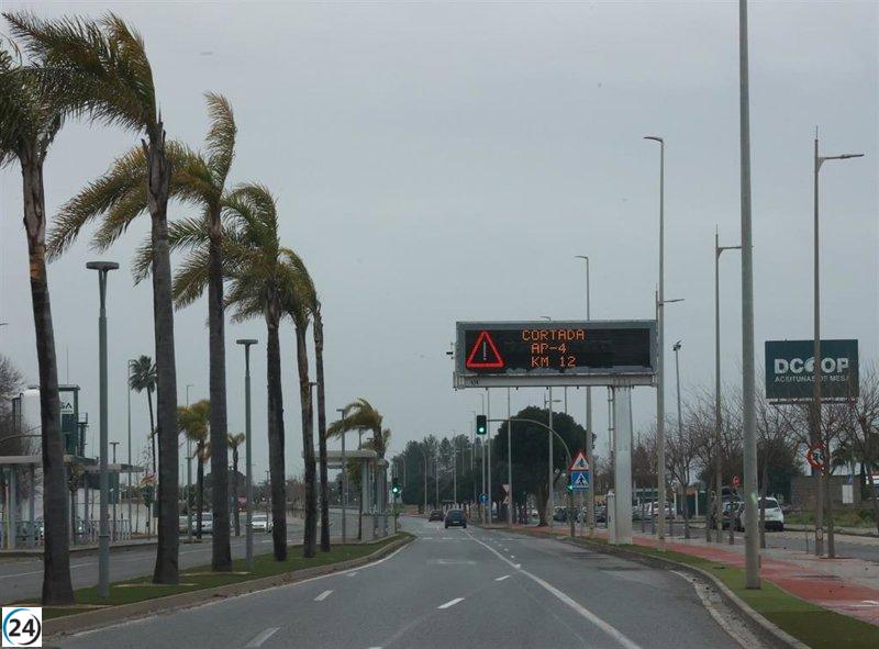 Vientos intensos generan más de 350 alertas al 112 en Andalucía.