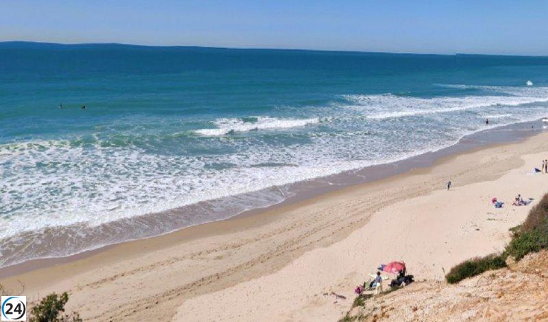 Fallece hombre ahogado en playa de Chiclana de la Frontera.