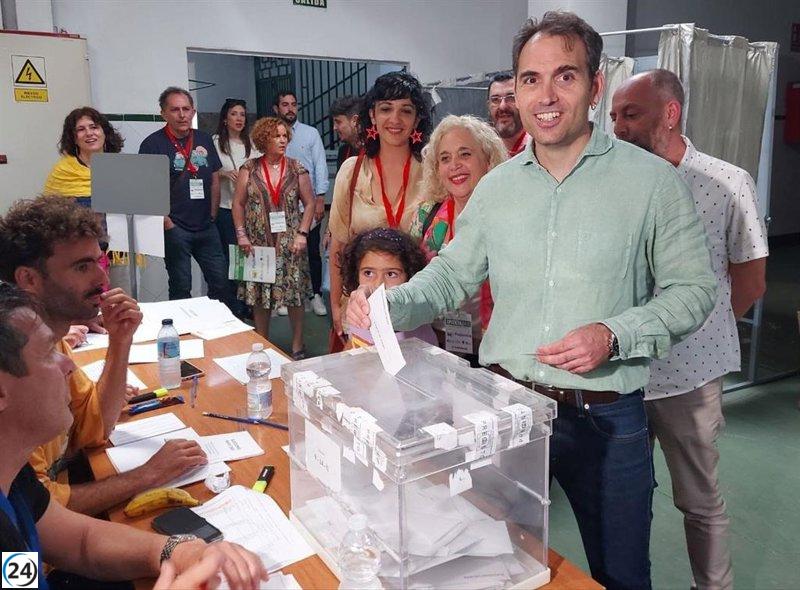 Valero (IU) insta a votar en las elecciones andaluzas para evitar arrepentimientos.