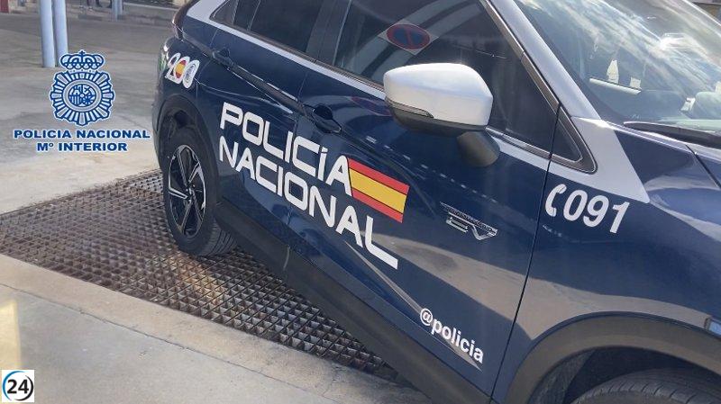 Roban en banco de Fuengirola tras entrar por un butrón, pero huyen sin el dinero.