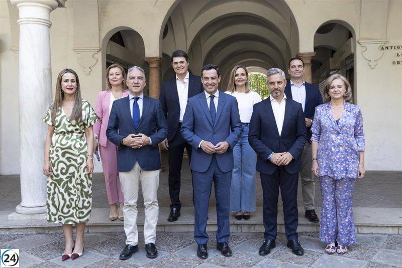 El PP duplicaría sus escaños en Andalucía el 23J, según el CIS.
