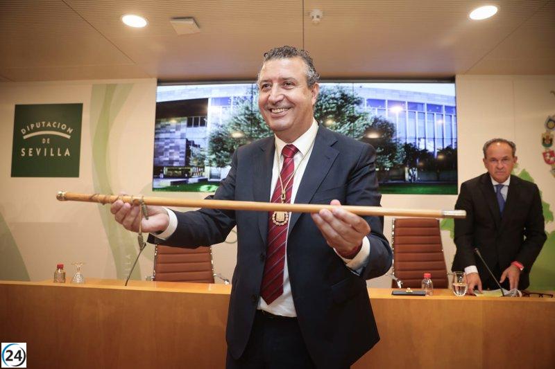 Javier Fernández, socialista, presidente de la Diputación de Sevilla con mayoría simple en el Pleno.