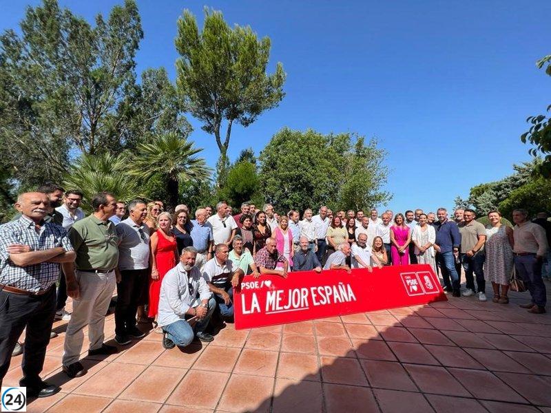 Cien ex alcaldes del PSOE de Cádiz apoyan el manifiesto en favor de Pedro Sánchez