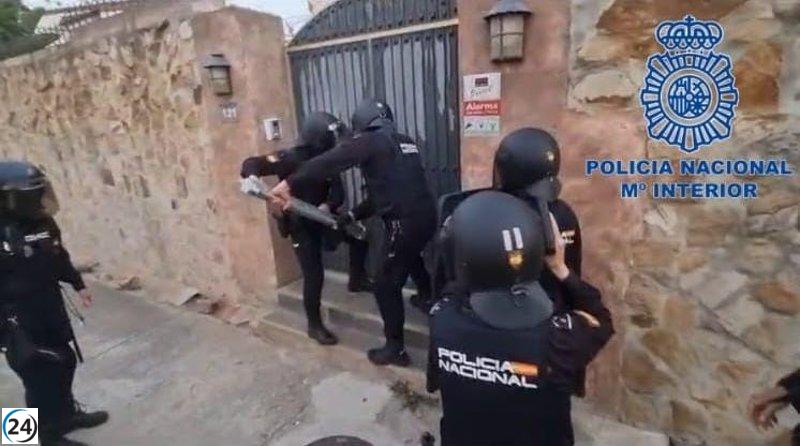 Rescatan a 20 víctimas de explotación sexual en el Campo de Gibraltar con 19 arrestos.