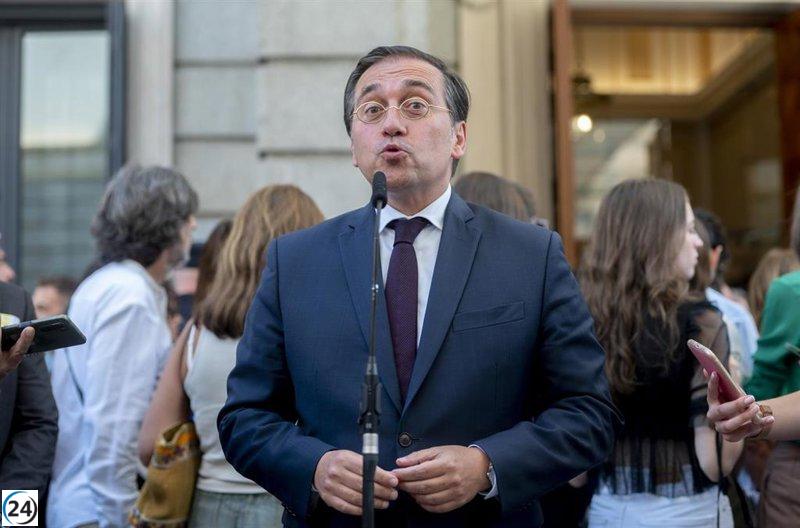 Albares lleva su enérgica protesta a Londres por graves incidentes cerca de Gibraltar.
