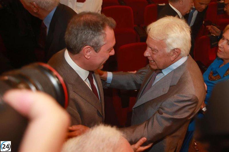 Espadas, desconcertado por la actitud de Moreno al elogiar al expresidente a pesar de la frase