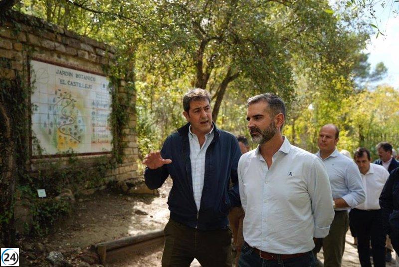 El alcalde Fernández-Pacheco se acerca al Laboratorio de Grazalema para proteger la flora andaluza en peligro