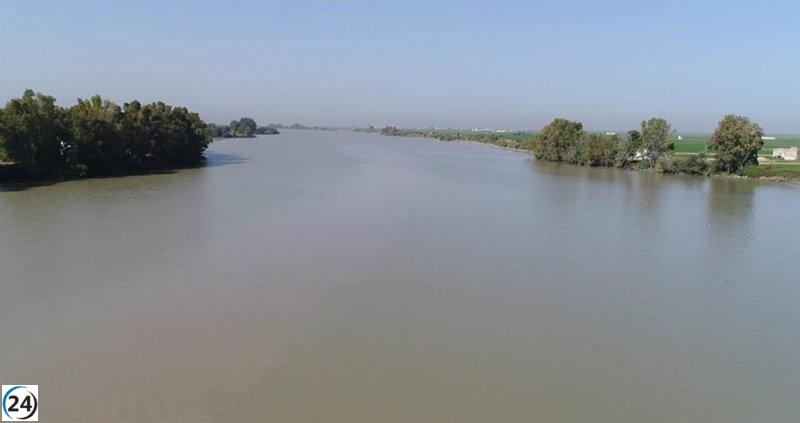 Identificado el cuerpo encontrado en el río Guadalquivir como el hombre extraviado tras el vuelco de su canoa
