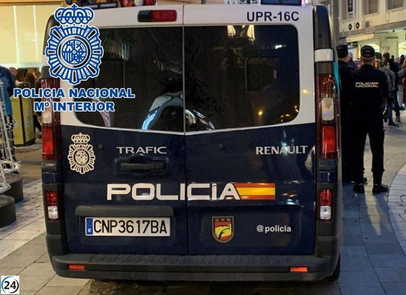 Cuatro seguidores extremistas del Sevilla arrestados por graves agresiones en peleas entre grupos radicales de Biris Norte.