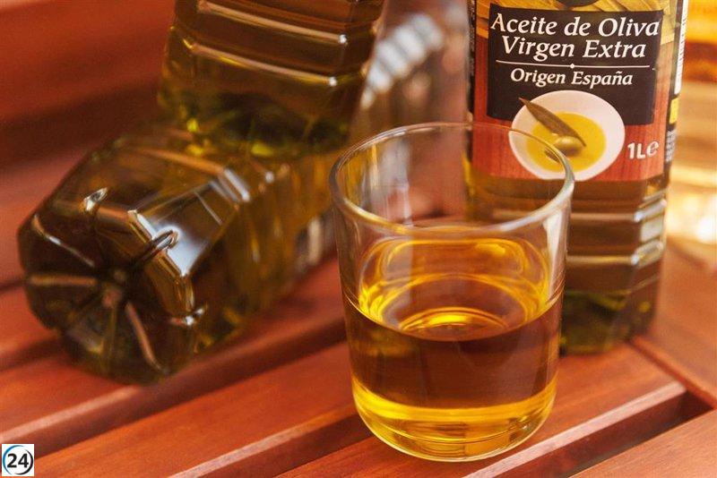 Supermercados investigados por posible pacto de precios en aceite de oliva, denuncia Facua ante la CNMC