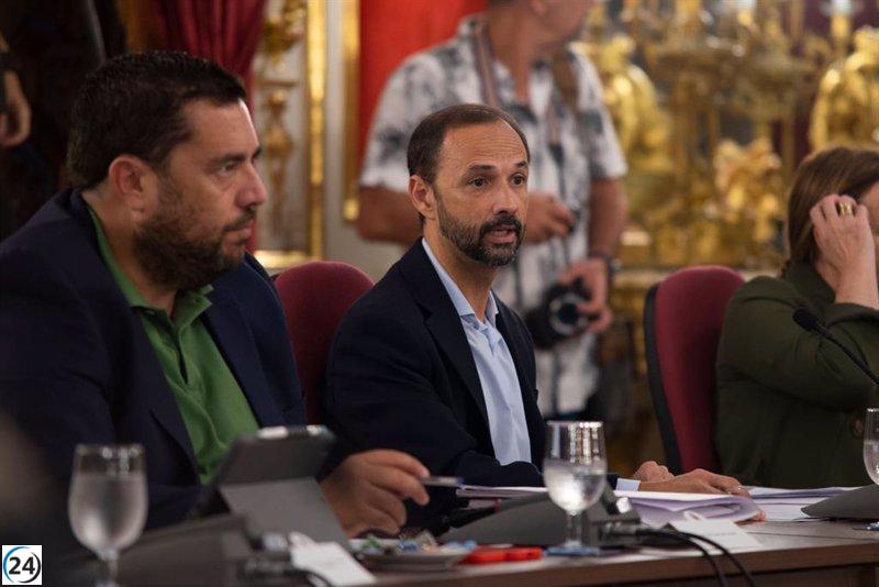 El agresor del exalcalde socialista de Sanlúcar de Barrameda (Cádiz) recibió una orden de alejamiento por parte del juez.