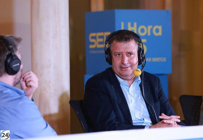El líder del PSOE de Sevilla aplaude la amnistía y condena los discursos de odio en la marcha del PP.
