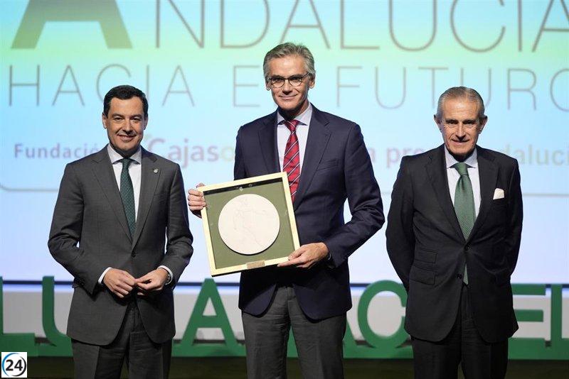 Grandes compañías premiadas en los II Premios 'Andalucía hacia el futuro' por Europa Press y Fundación Cajasol