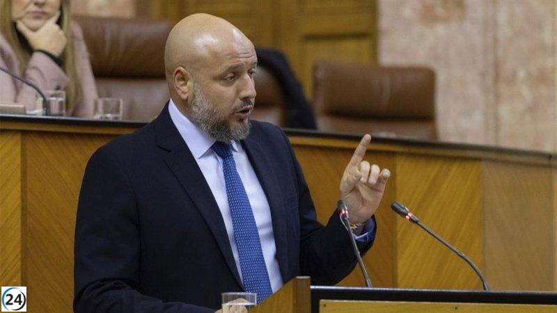 Vox acusa a Moreno de perjudicar al sector primario en Andalucía con un ecologismo aparente.