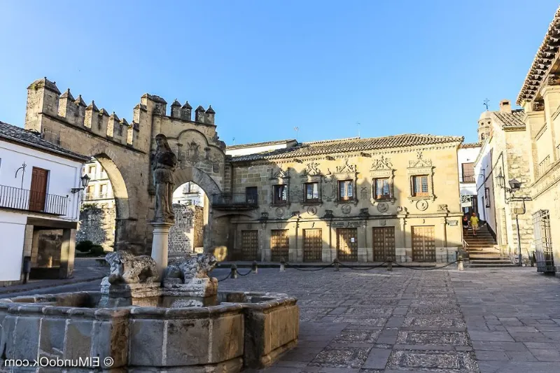 Visita la ciudad antigua de Baeza