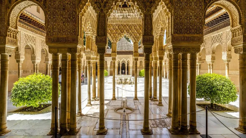 La Alhambra: joya arquitectónica de Andalucía