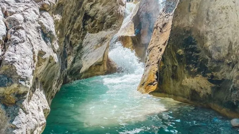 Sumérgete en las aguas cristalinas del Chorro