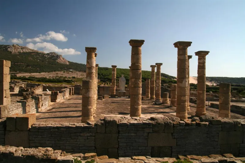 Disfruta de la tranquilidad de la bahía de Bolonia